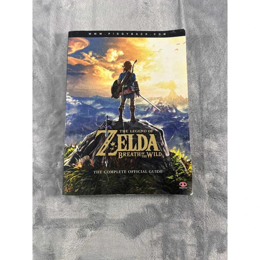 The Legend of Zelda Breath of the Wild Complete Official Guide Piggyback 2017